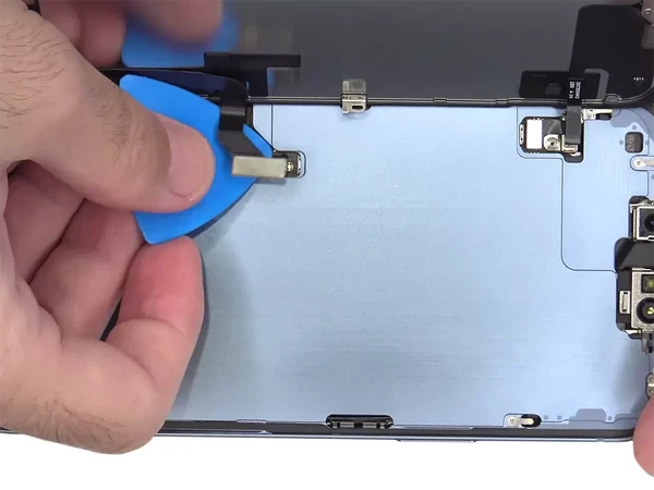 iphone 14 plus trafił na wymianę szybki