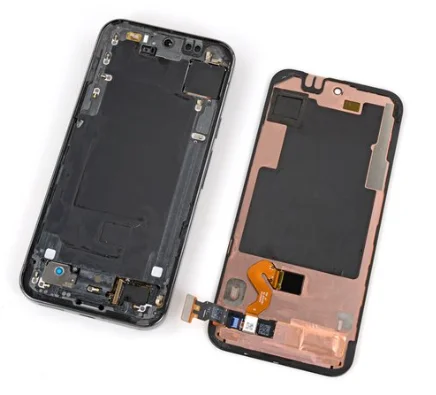 google pixel 9 przed wymianą wyświetlacza